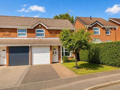 Lambrook Drive, East Hunsbury, Northampton NN4