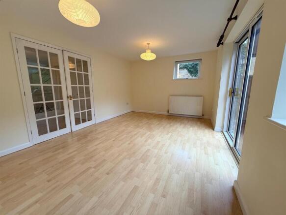Dining Room 2.jpg