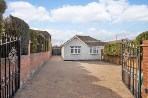73, Hever Avenue, Sevenoaks TN15 6HG