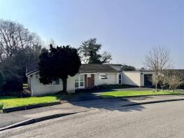 17, Windermere Crescent, Derriford, Plymouth PL6 5HX