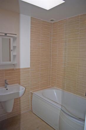 Family Bedroom.jpg