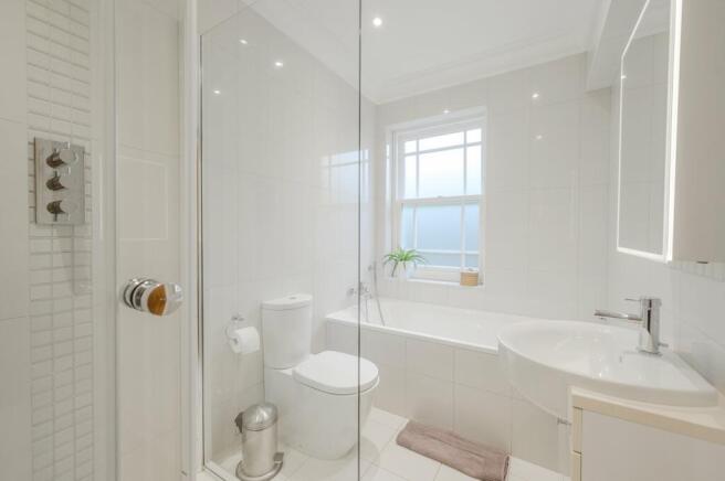 Bedroom 3 Ensuite