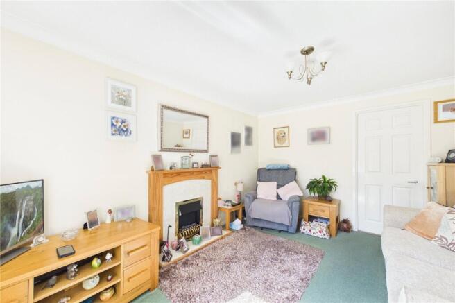 Calleva Close, Basingstoke, Hampshire, RG22 photo 4
