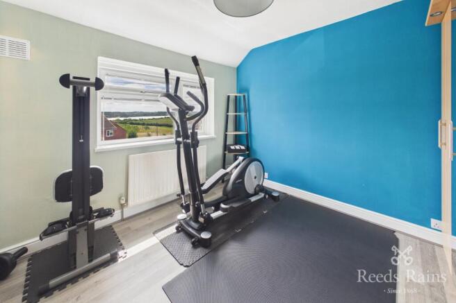 3 bed Semi-Detached for sale Image 10