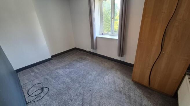 3 bed House to rent Image 5