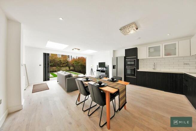 4-bed terraced on St Margarets Road, London NW10, £975,000