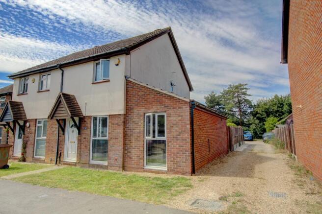 Petrebrook , Chelmsford, CM2 (23)