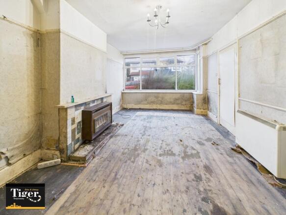 CAM02176G0-PR0765...