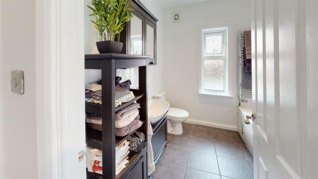 Moorland-Terrace-Bathroom.jpg