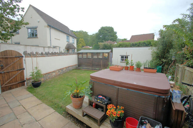 Baytree Cott Gdn 2.JPG