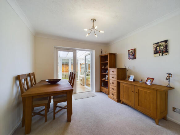 3 bed Bungalow for sale Image 9