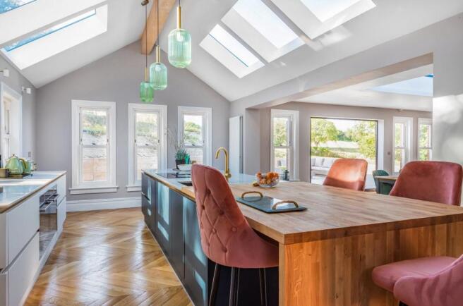 Picture No. 04