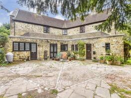 Flat 2, Warren Gate, Warren Road, Crowborough TN6 1QJ