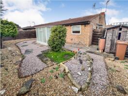 16, Finchfield, Parnwell, Peterborough PE1 4YG