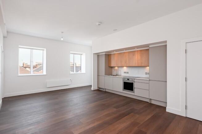 2 bed Not Specified to rent Image 4