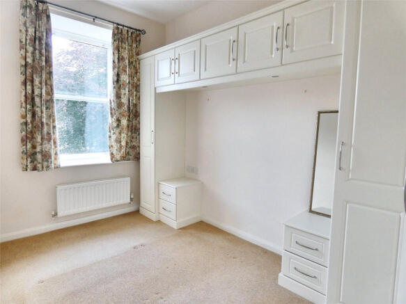 2 bed Semi-Detached for sale Image 8