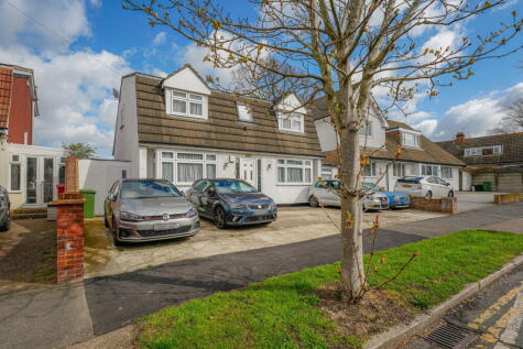 Mawney Road, RM7
