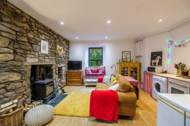 Broom Cottage-16.jpg