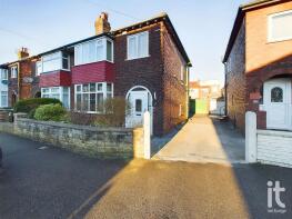 31, Maxwell Avenue, Great Moor, Stockport SK2 7QD