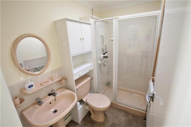 Annexe Shower Room