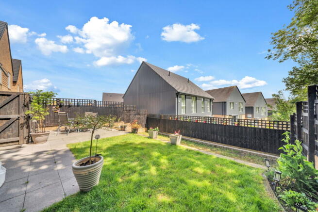 3 bed Detached for sale Image 10