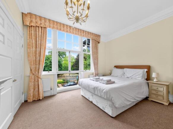 1 bed Flat for sale Image 12