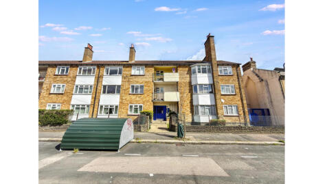 51 York Road, Walthamstow, London, E17