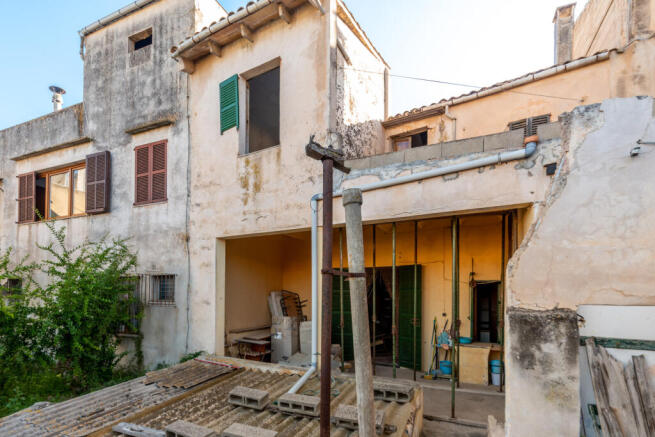 Rear side and terrace