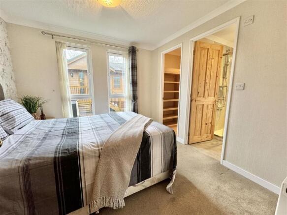 2 bed Not Specified for sale Image 11