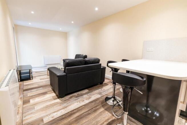 Ecco Sheffield Flat 13-3.jpg