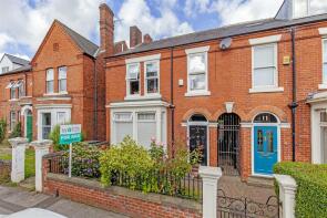 9, Avondale Road, Chesterfield S40 4TF