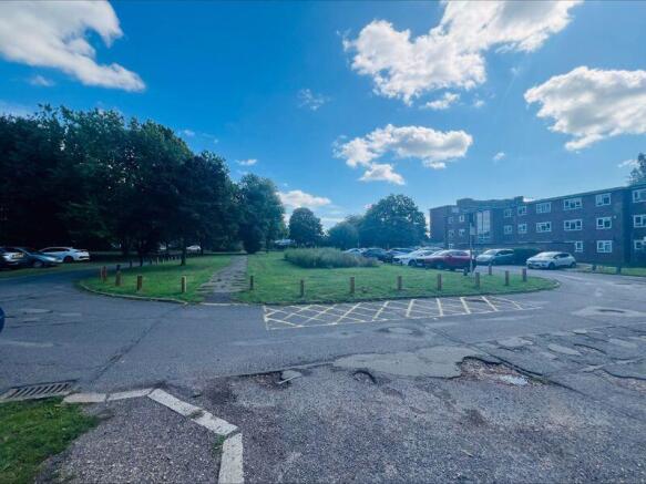 Grange Court, Old Ruislip Road photo 5