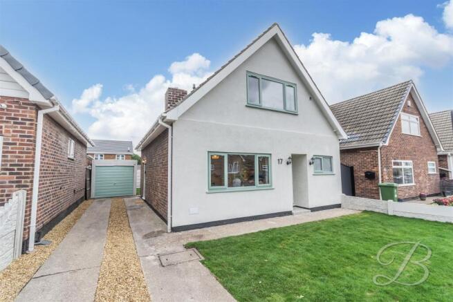 3-bed detached on Farmcroft Road, Mansfield Woodhouse, Mansfield, £260,000