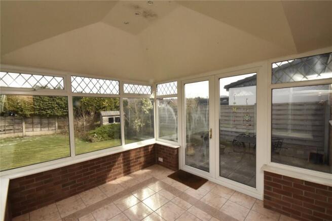 3 bed Bungalow for sale Image 12