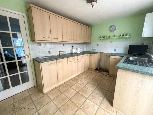 Fountains Close, Biddick, Washington, Tyne & Wear, NE38 – další