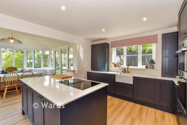 Kitchen/ Family Room