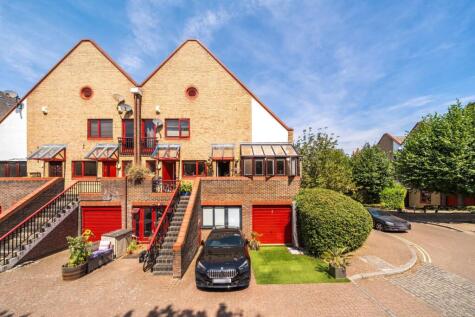 Bywater Place, Surrey Quays, London, SE16