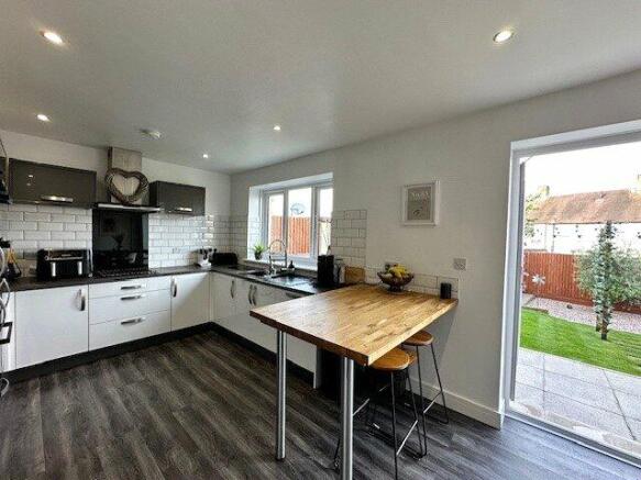 Fitted Kitchen