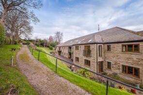 Apartment 22, 163 Holme Valley Court, Huddersfield Road, Thongsbridge, Holmfirth HD9 3TQ