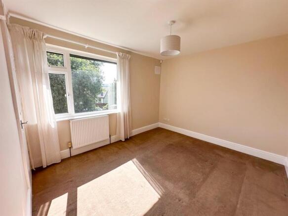 3 bed Semi-Detached for sale Image 11