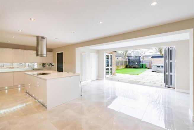 112 Caling Croft-HR45.jpg
