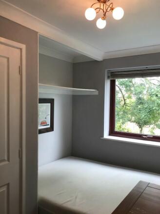 3 bed Terraced to rent Image 10