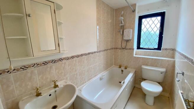 Photo 16