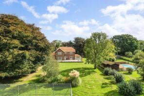 Lyvedenhurst, Stone Street, Hythe CT21 4HS
