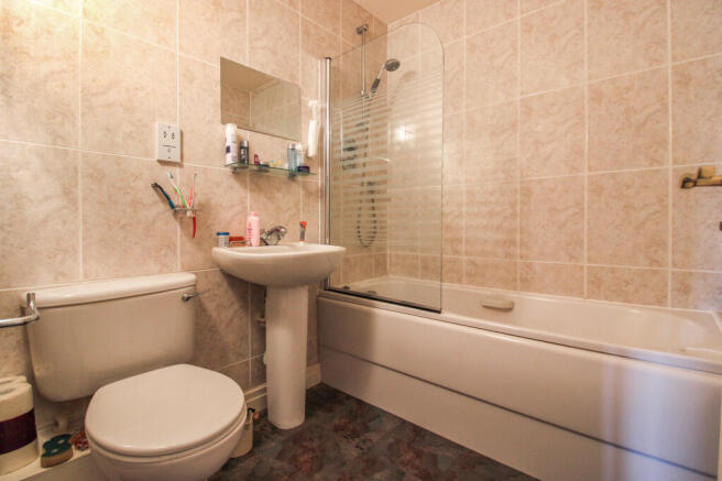 1 bed Apartment for sale Image 8