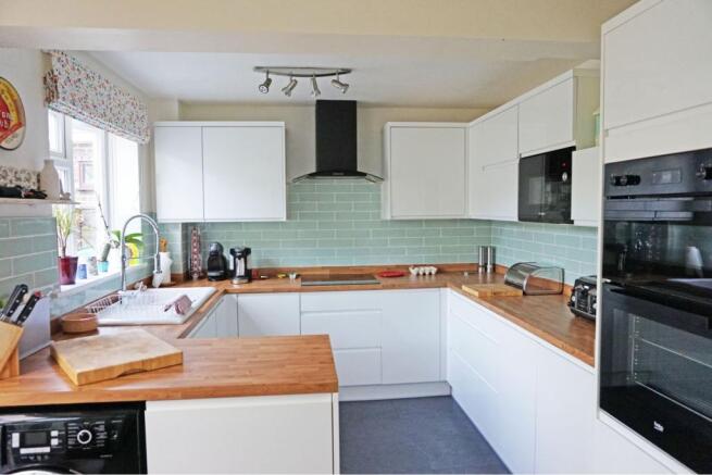 Kitchen/Breakfast
