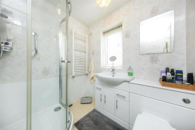 Shower Room.jpg
