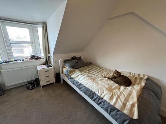 BEDROOM2