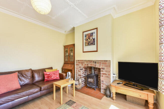 3 bed Terraced for sale Image 4