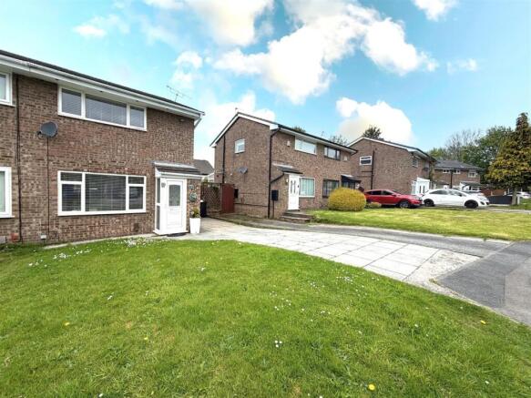 2-bed semi-detached on Drake Hall, Westhoughton, Bolton, £195,000